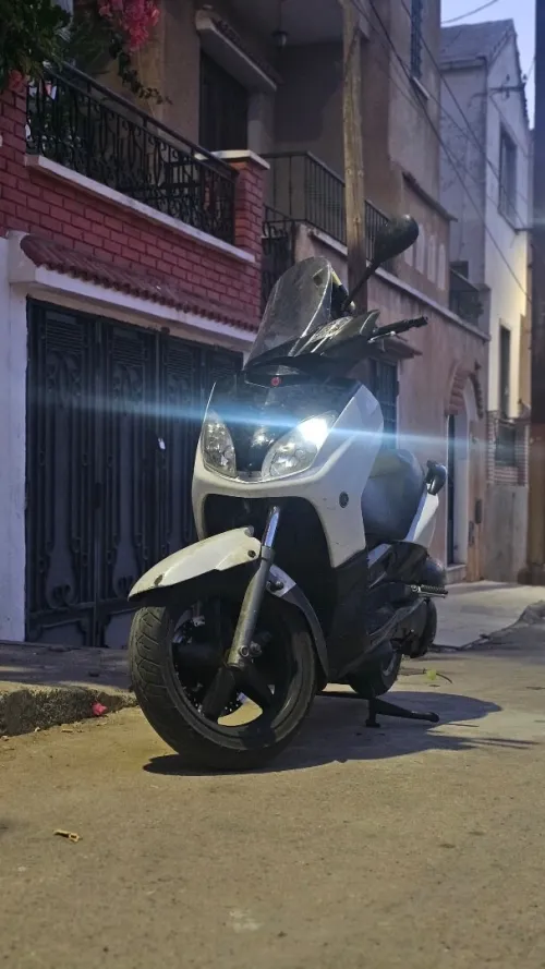 Yamaha Xmax 250 phases 2 2010