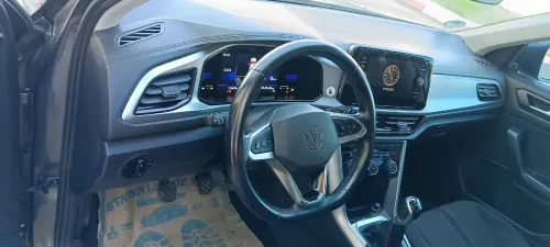 Volkswagen T-Roc 2022 Life