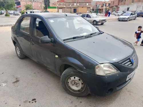 Dacia Logan 2008 لاباز