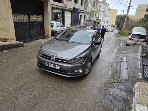 Volkswagen Polo 2018 Start +
