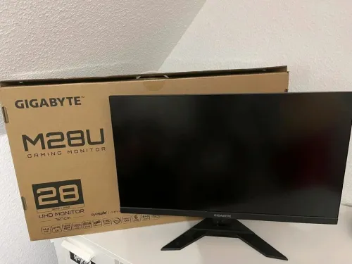 Gigabyte M28U