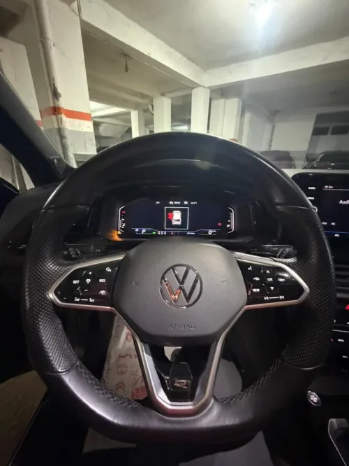 Volkswagen T-Roc 2023 R-Line 