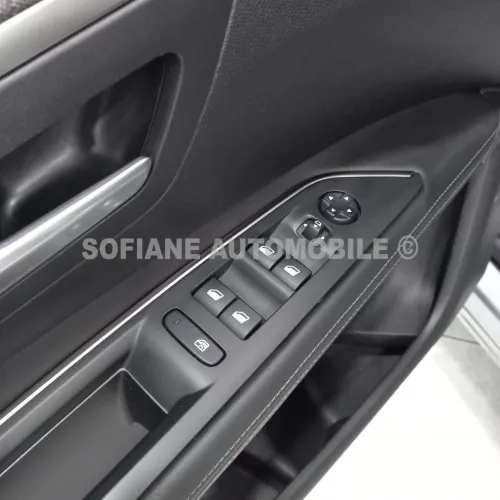Peugeot 3008 2020 3008 Full Option ✪ Toit Ouvrant Panoramique - Palettes Au Volant ✪