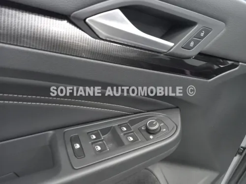Volkswagen Golf 8 2025 R-Line