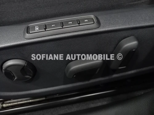 Volkswagen Golf 8 2025 R-LINE (𝘽𝙇𝘼𝘾𝙆 𝙀́𝘿𝙄𝙏𝙄𝙊𝙉) FULL OPTIONS ✪ VOLANT CHAUFFANT -SIEGE ELECTRIQUE MEMOIRE   ✪