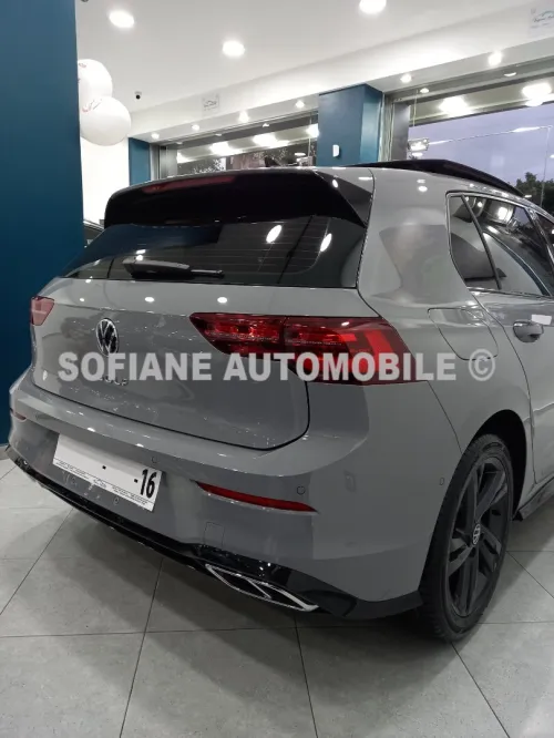 Volkswagen Golf 8 2025 R-Line