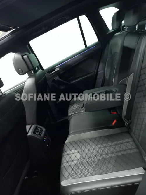 Volkswagen Tiguan 2021 R-LINE ✪ 𝑭𝑼𝑳𝑳 𝑶𝑷𝑻𝑰𝑶𝑵𝑺 - 𝑴𝒂𝒍𝒍𝒆 𝒆𝒍𝒆𝒄𝒕𝒓𝒊𝒒𝒖𝒆 + 𝑺𝒐𝒏𝒐𝒓𝒊𝒔𝒂𝒕𝒊𝒐𝒏 𝑯𝒂𝒓𝒎𝒂𝒏/𝑲𝒂𝒓𝒅𝒐𝒏 ✪