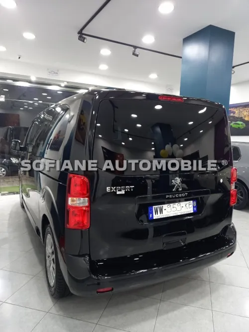 Peugeot Expert 2022 9 Places