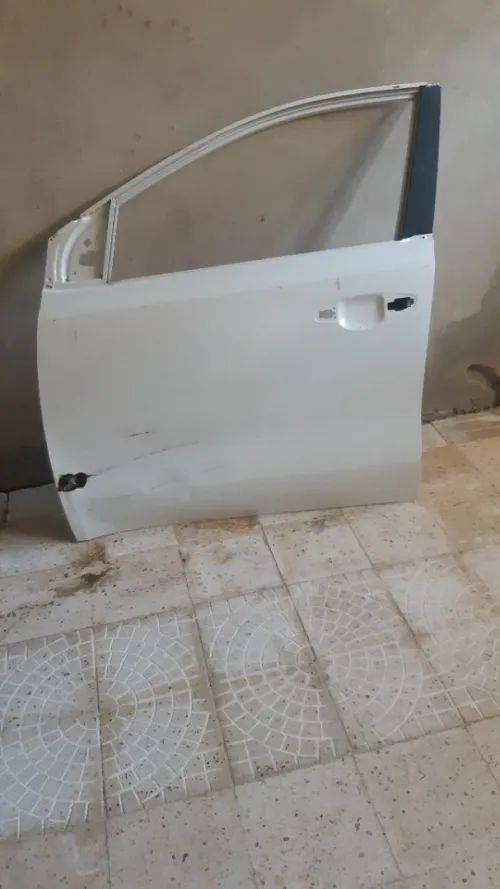 Porte côté chauffeur 
