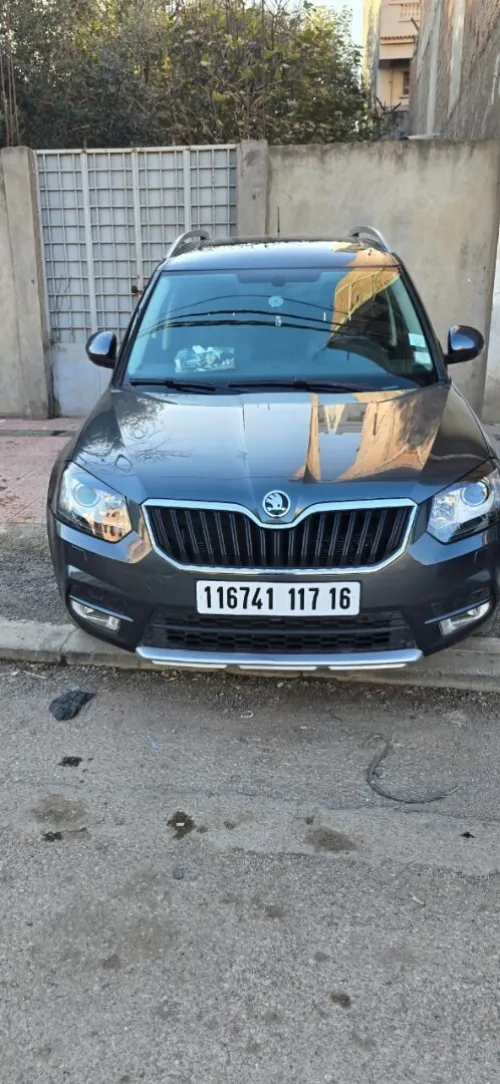 Skoda Yeti 2017 Edition (avec toit panoramique)