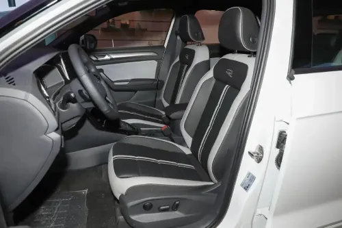 Volkswagen T-Roc 2025 R-Line 