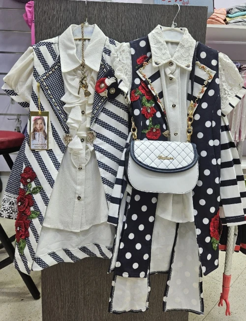 Lot de vêtements enfants