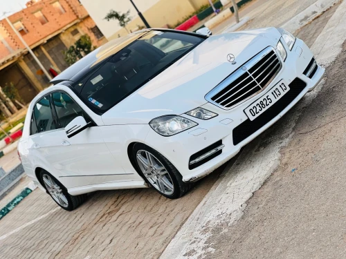 Mercedes Classe E 2013 AVANTGARDE Pack AMG