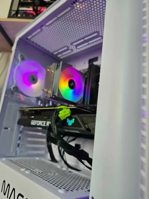PC GAMER BEST OFFER بيسي قيمر 