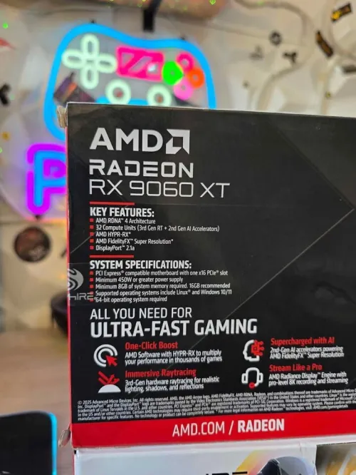 RX 9060XT 16GB SAPPHIRE WITHE