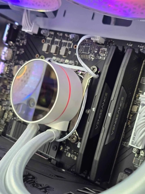 PC GAMER BEST OFER