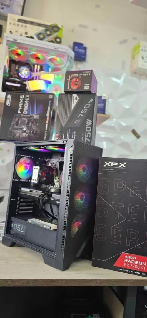 PC GAMER 