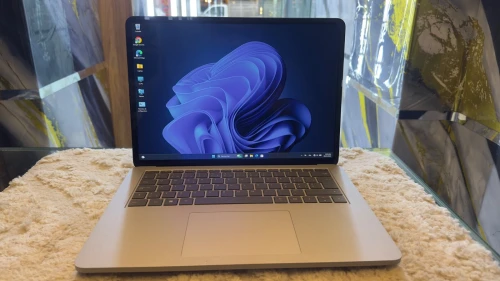 Microsoft Surface Laptop Studio I7 11370H 16G 512 SSD RTX 3050 Ti Tactile 2K