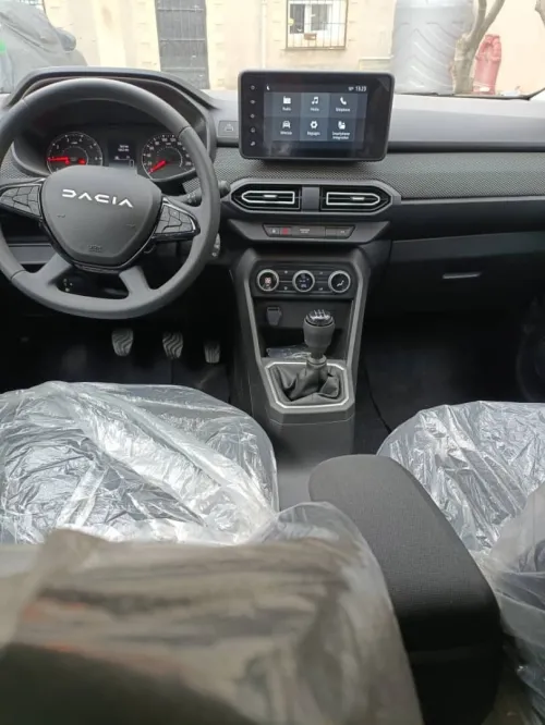 Dacia Logan 2025 Extrême