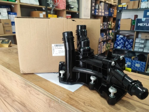 Pipe Thermostat 05L Audi A3 leon Golf 8 2.0 TDI
