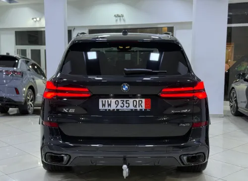 BMW X5 2025 30D M-SPORT CARBON 7PLACES 298cv 🇩🇪 FULLL