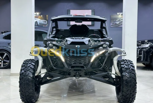 Can am Maverick R 240cv 2024 BALCK