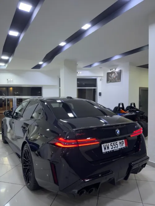 BMW M5 BALCK - CARBON 2026 4.4 V8 727cv FULLLL