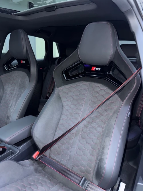 Audi RS3 2025 400cv CARBON FULLLL