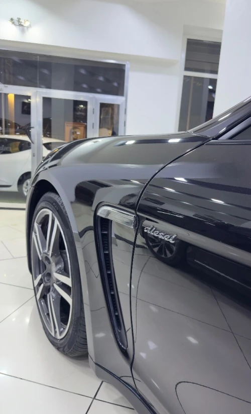 Porsche Panamera 2014 3.0 V6 DIESEL 300cv 28000km NEUFFF !!!