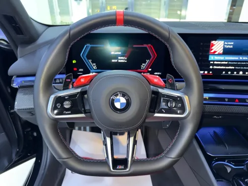 BMW M5 BALCK - CARBON 2026 4.4 V8 727cv FULLLL