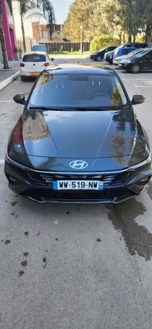 Hyundai ELANTRA 2025 FULL OPTION