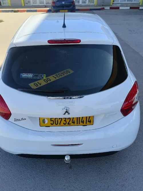 Peugeot 208 2014 Active