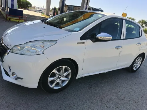 Peugeot 208 2014 Active