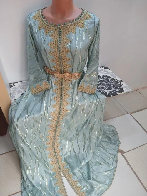 couture traditionelle et modderne pret a porté خياطة تقليدية و عصرية 