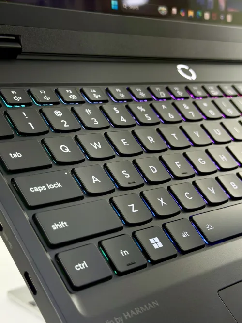 LENOVO LÉGION 5 OLED RYZEN 7 AI PRO/16GO RAM DDR5/1TB SSD NVME/NVIDIA RTX 5070 08 GO GDDR7