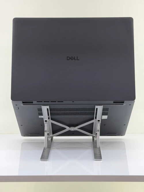 DELL 16 PRO RYZEN 5 PRO / 16GO DDR5 / 512 SSD NVME / AMD RADEON GRAPHIQUE