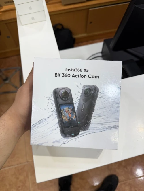 INSTA 360 X5 8K