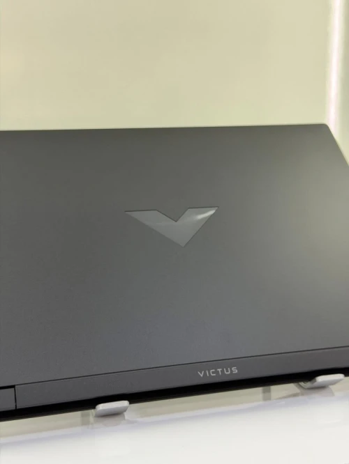 HP VICTUS S15 R7/13TH HS/16GO DDR5/512SSD NVME/RTX 4050 06GO