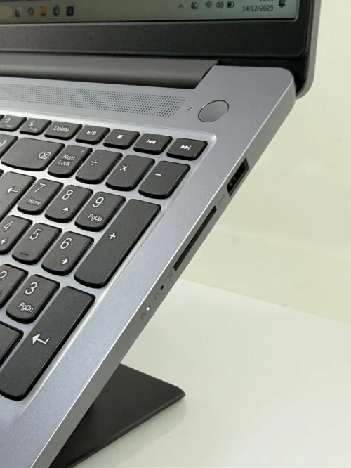 LENOVO IDEAPAD I3/13TH/08GO/256SSD NVME