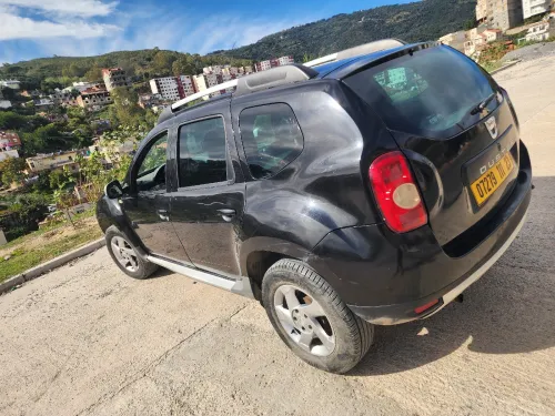 Dacia Duster 2011 Laureate