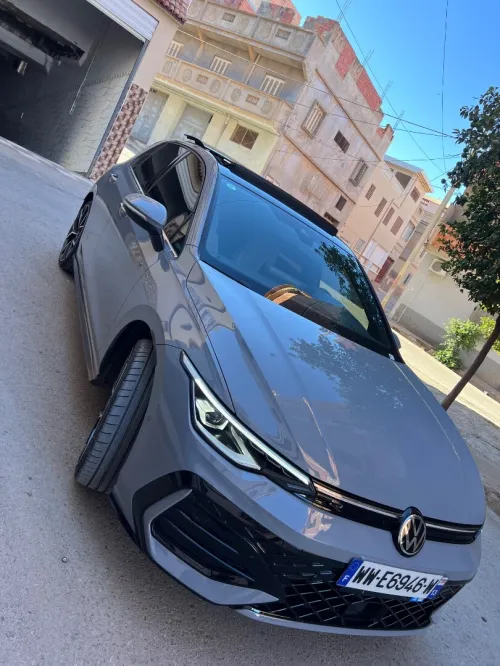 Volkswagen Golf 8 2025 