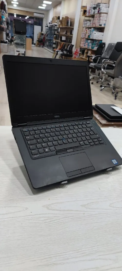 DELL LATITUDE 7490 I7 8EME 8GB 256GB ECRAN 14" CHARGEUR ORIGINALE 