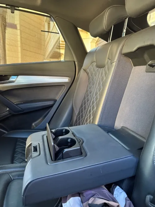 Audi Q5 2023 Sline Quattro carte grise safia