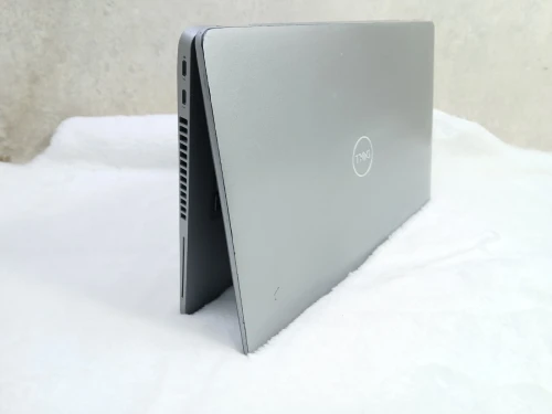 DELL Latitude 5420 / i5-11eme / 8RAM / 256 SSsd / 14"