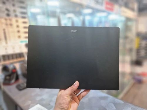 Acer Swift SFE16-43/Ryzen7 7EME /1TR/16Ram/16"
