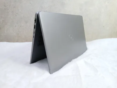 DELL Latitude 5440 /i5-13eme/256Ssd/16RAM/14"