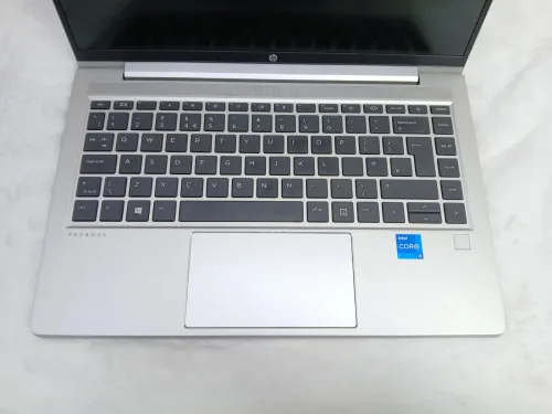 HP Probook 440 G8 / i5-11eme / 256 Ssd / 8 RAM / 14"