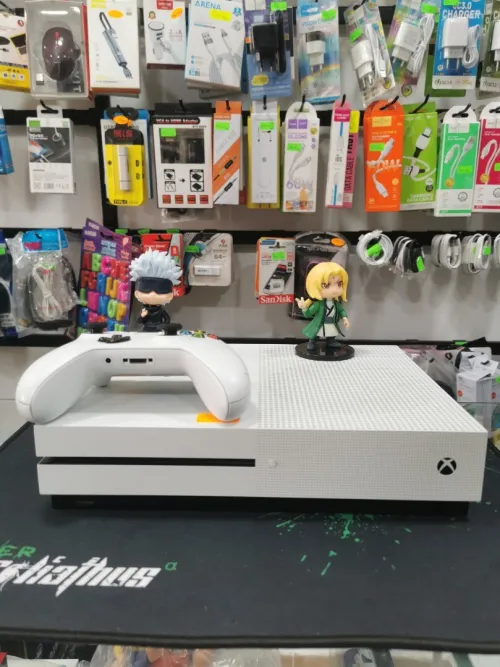 XBOX ONE S 500GO