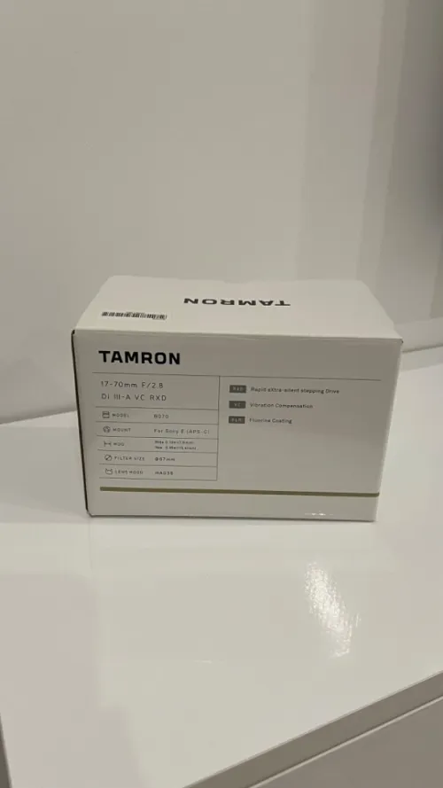 Tamron 17-70 mm F/2.8 Di III-A VC RXD