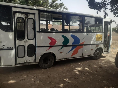 Isuzu Md27 2000
